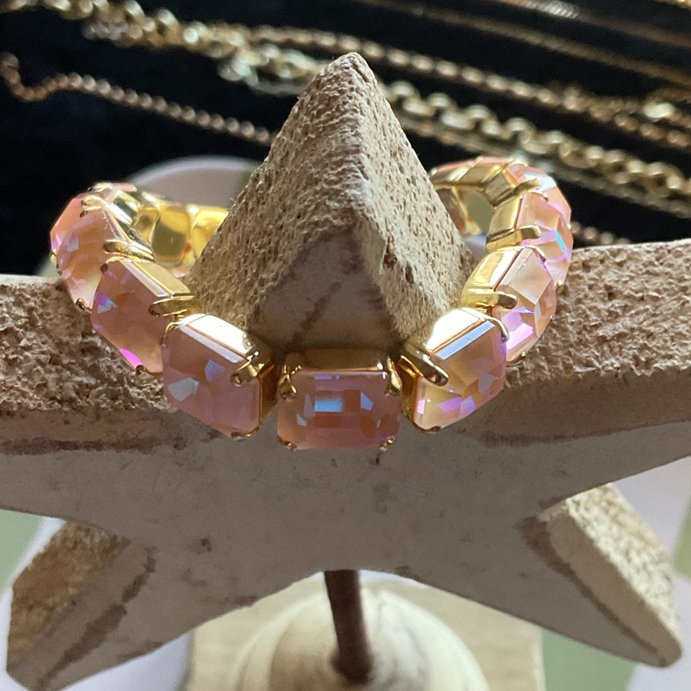 Sorrelli Light Rose Delight Emerald Cut Stretch  Bracelet